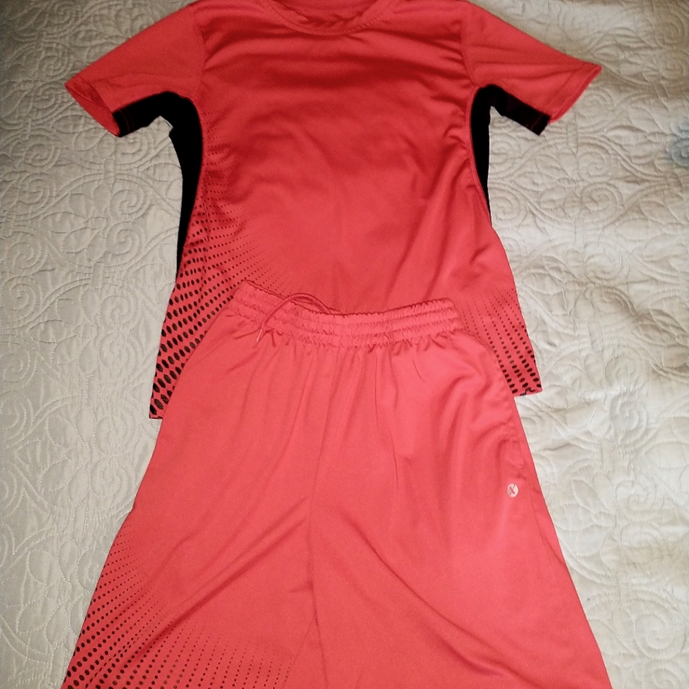 Kids medium Xersion set red